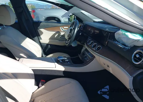 2020 Mercedes-Benz E 350 from USA, damaged, VIN WDDZF8DB6LA752452